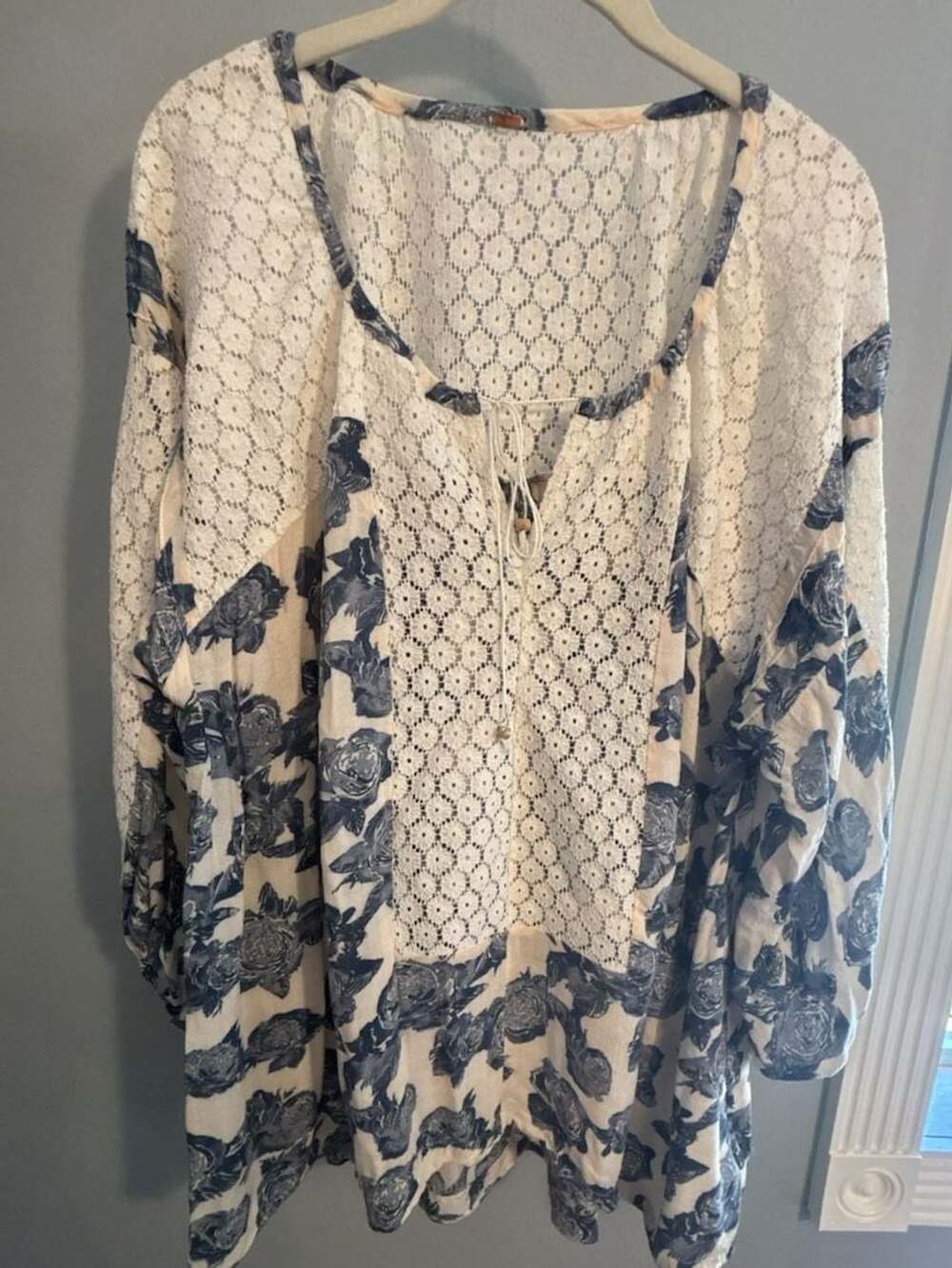 Free People Moon River Floral Lace 3/4 Sleeve Peasant Blouse Blue White, XL